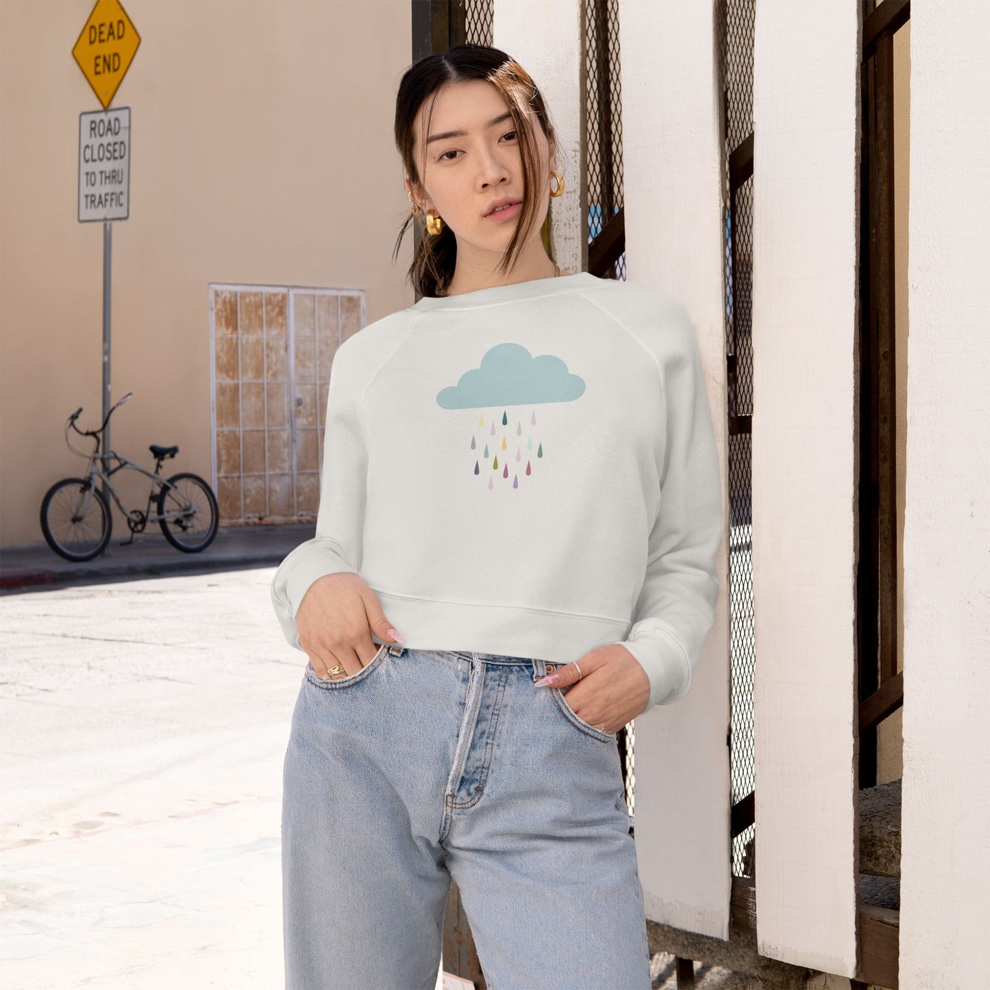Cropped Fleece Pullover with Cute Rain Cloud Design, Cozy Sweatshirt for Women, Casual Athleisure, Cutecore